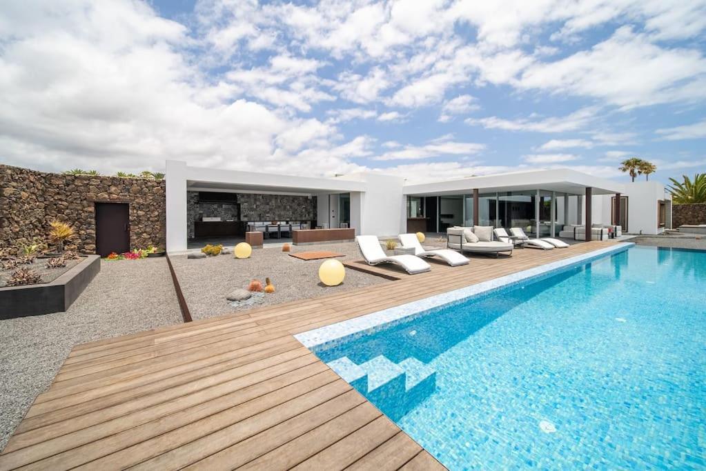 Villa Tenor Puerto Calero Exterior photo